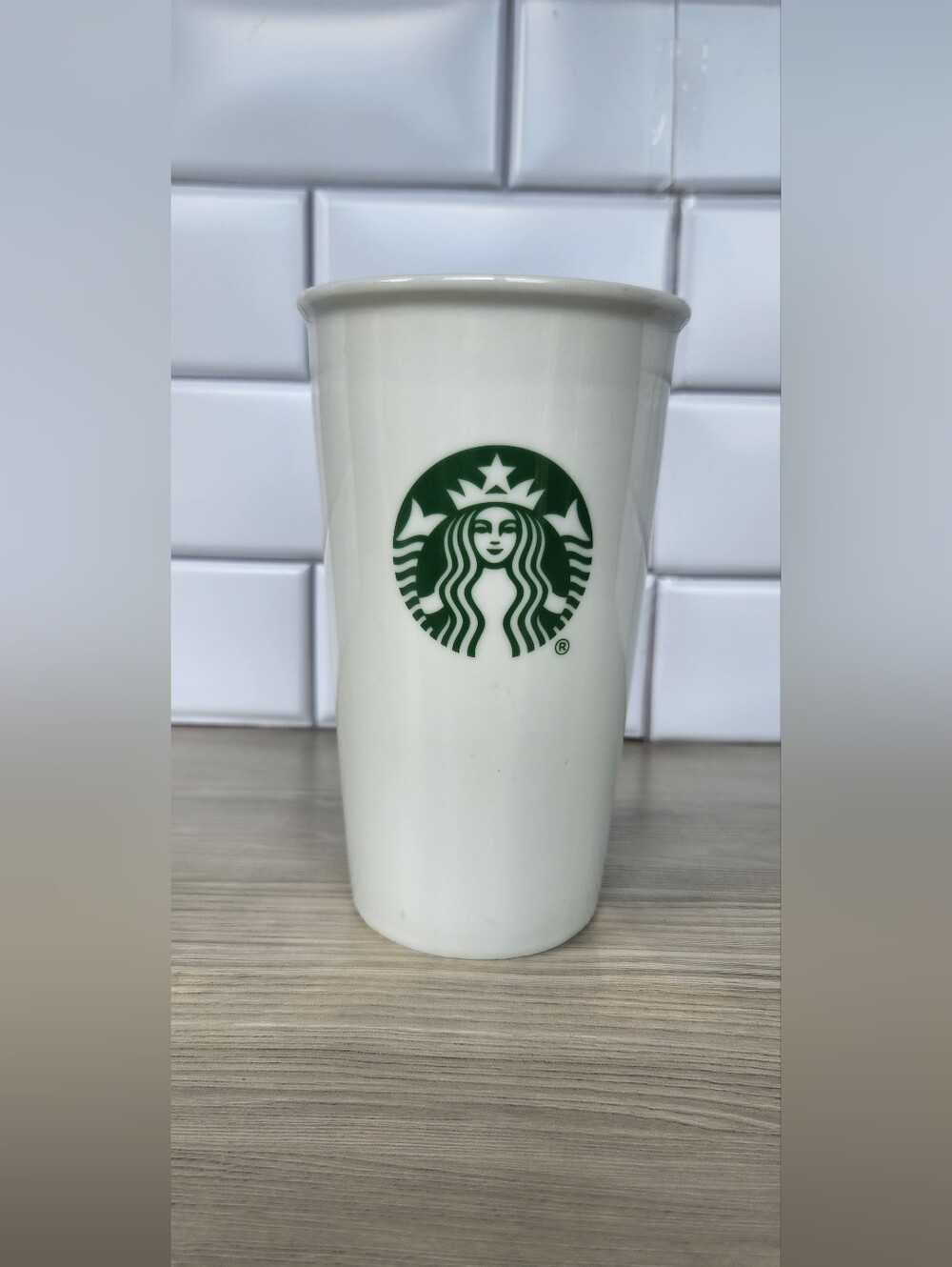 Starbucks Classic White and Green Coffee Traveler Tumbler